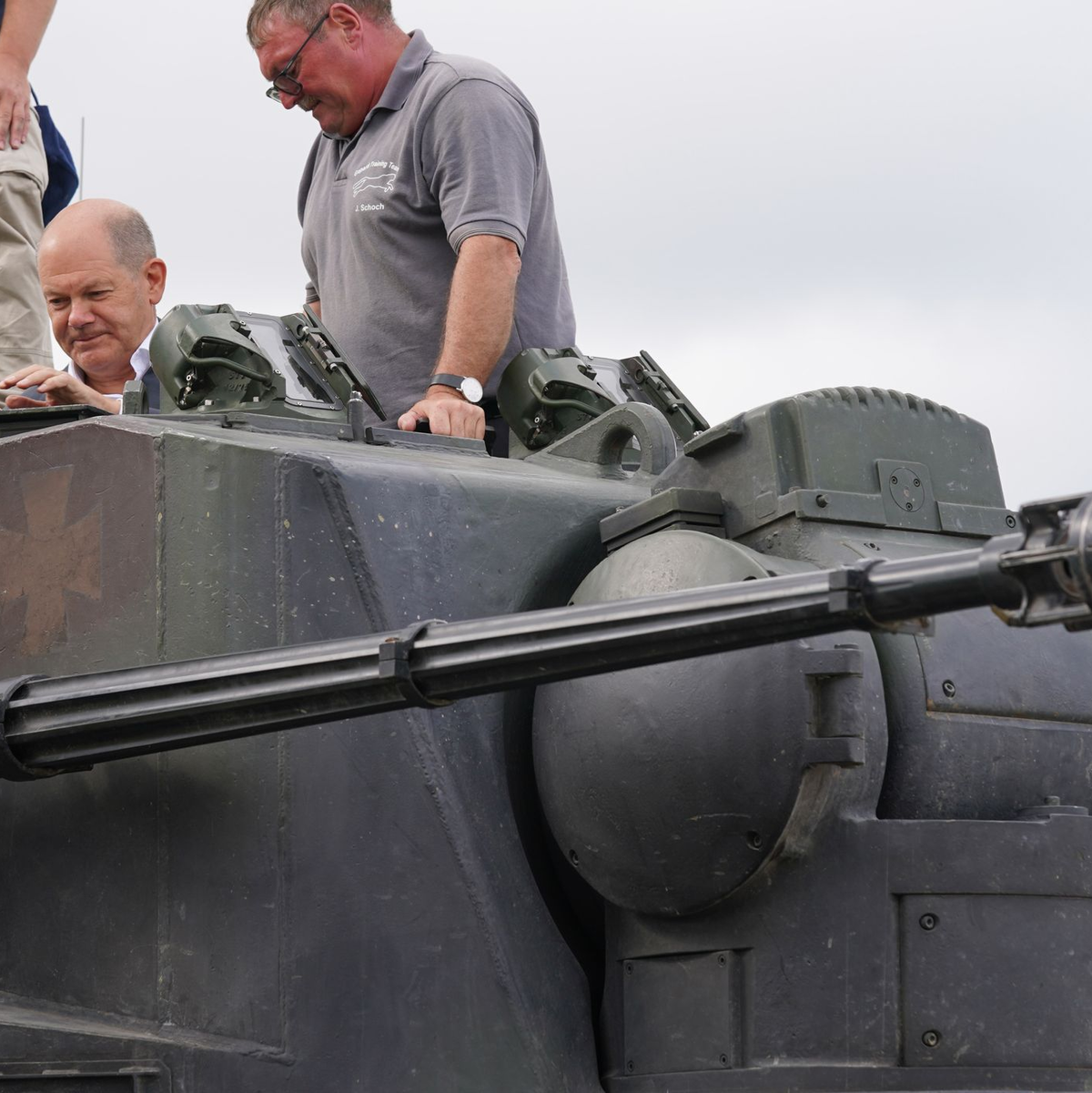 Bundeskanzler Olaf Scholz (SPD) vor Baubeginn der Northvolt-Fabrik in Schleswig-Holstein. - Foto: Marcus Brandt/dpa