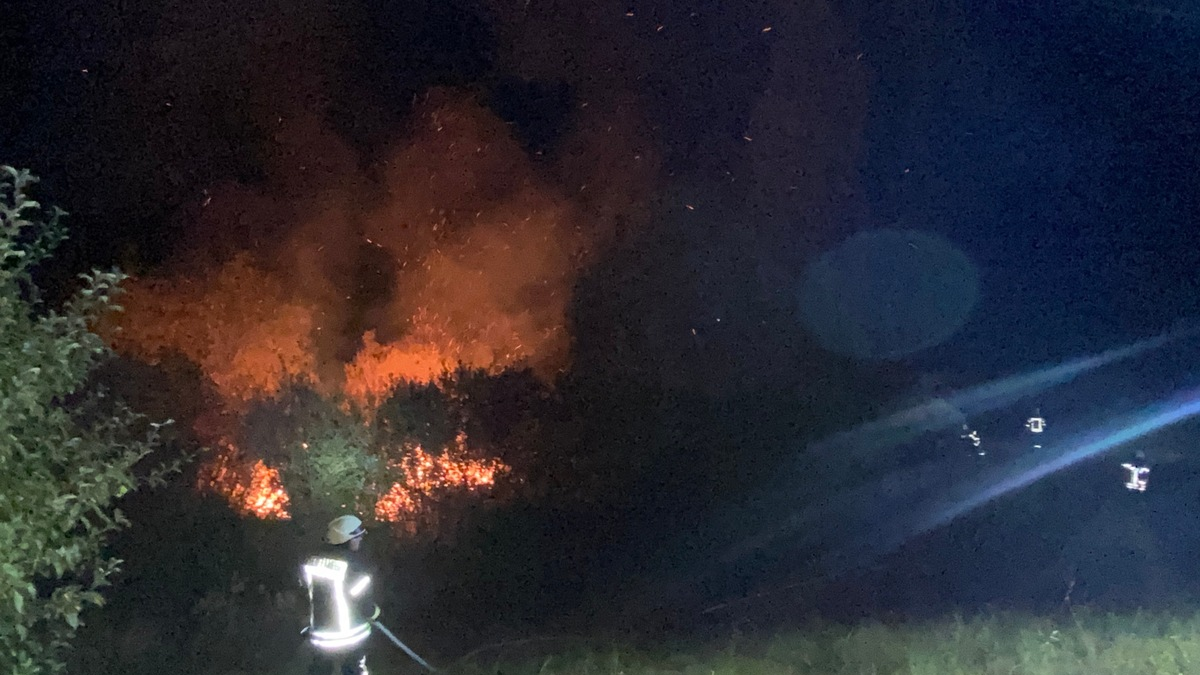 POL-PDLD: Scheunenbrand - Ermittlungen zur Brandursache laufen - Foto: presseportal.de
