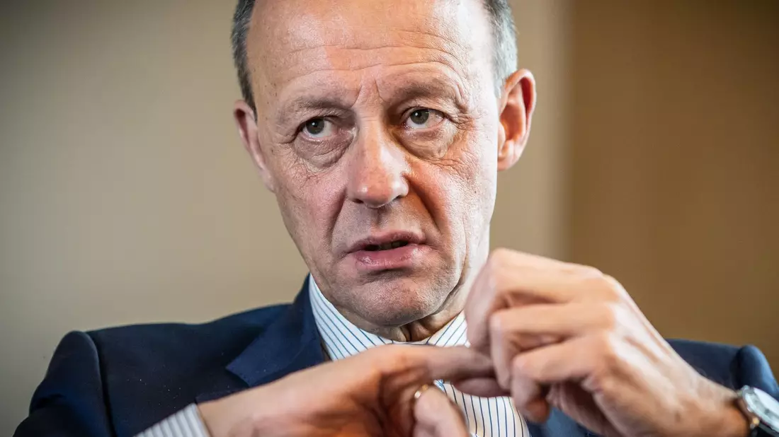 Auch der designierte Bundeskanzler und CDU-Chef Friedrich Merz nahm an dem Parteitag teil. (Archivbild) - Bild: Michael Kappeler/dpa