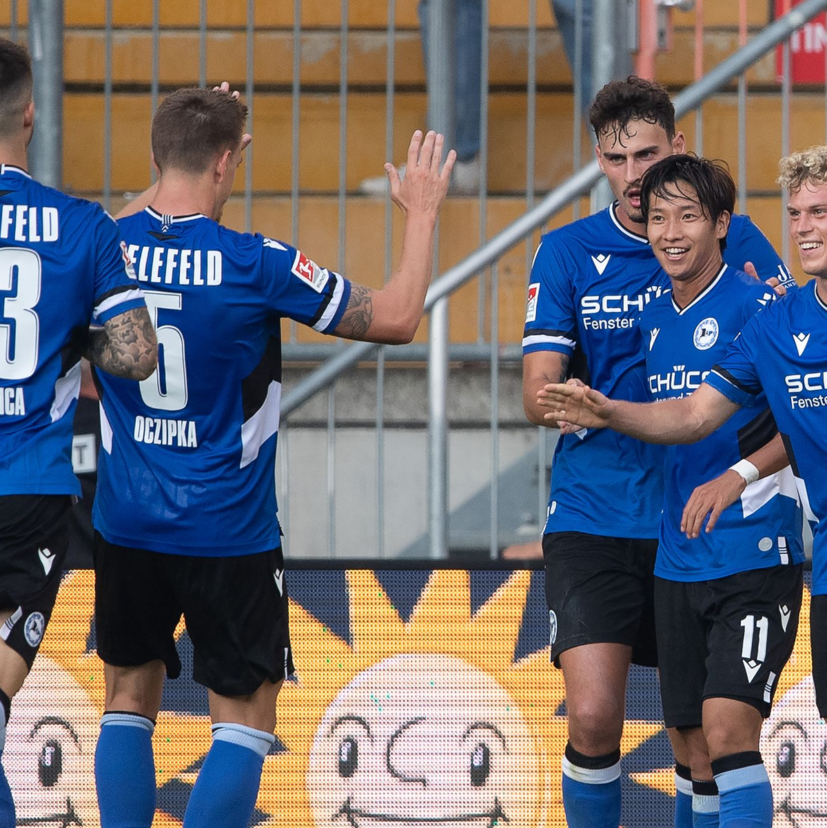 Bleibt nach dem Sieg in Braunschweig an der Spitzengruppe der 2. Liga dran: Die SpVgg Greuther Fürth. - Foto: Swen Pförtner/dpa