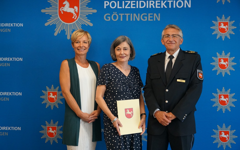 POL-HN: Heilbronn: 141 neue Kolleginnen und Kollegen beim Polizeipräsidium Heilbronn begrüßt - Foto: presseportal.de