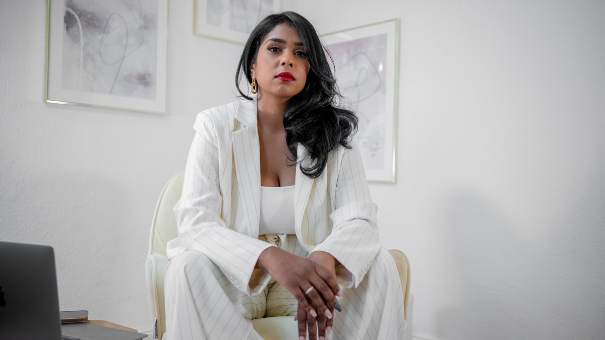 Vom Angestelltenverhältnis zur selbstständigen Kosmetikerin - Banu Suntharalingam verrät, wie das gelingt - Foto: presseportal.de