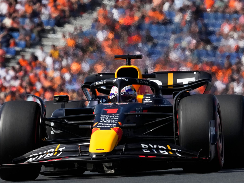 Max Verstappen startete bei seinem Heim-Grand-Prix in Zandvoort von der Pole Positon. - Foto: Peter Dejong/AP/dpa
