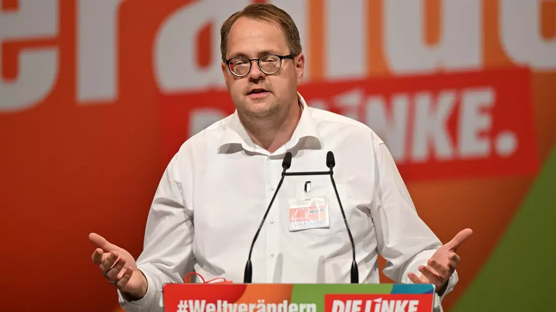 Laut Sören Pellmann besteht der Verdacht, dass der öffentlichen Hand ein Schaden entstanden ist. - Bild: Martin Schutt/dpa