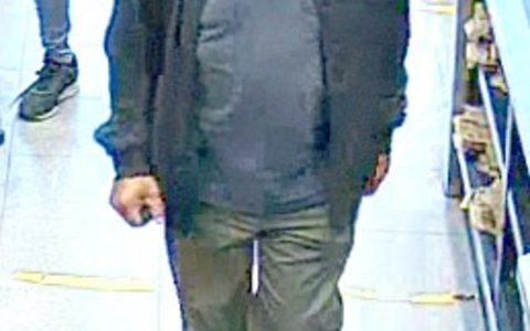 POL-CE: Fahndung mit Bildern aus Überwachungskamera - Polizei Eschede sucht unbekannten Geldabheber - Foto: presseportal.de