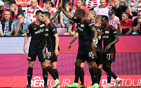 Wahnsinn im Abstiegskampf: Der 1. FC Köln drehte die Partie gegen Union Berlin und gewann 3:2. - Foto: Federico Gambarini/dpa Wahnsinn im Abstiegskampf: Der 1. FC Köln drehte die Partie gegen Union Berlin und gewann 3:2. - Foto: Federico Gambarini/dpa