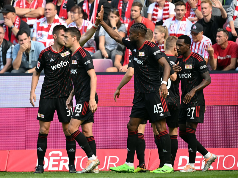 Wahnsinn im Abstiegskampf: Der 1. FC Köln drehte die Partie gegen Union Berlin und gewann 3:2. - Foto: Federico Gambarini/dpa
