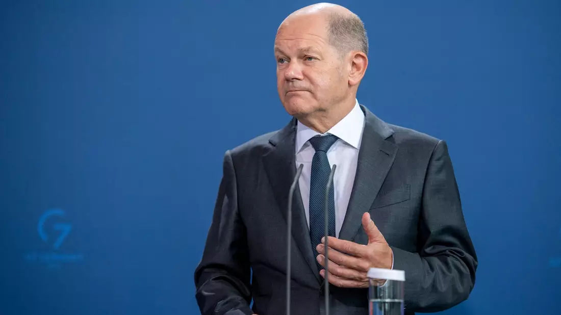 Kanzler Olaf Scholz will einen Renteneintritt ab 67. - Bild: Christophe Gateau/dpa