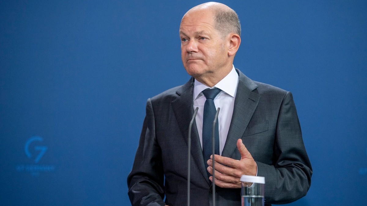 Kanzler Olaf Scholz will einen Renteneintritt ab 67. - Foto: Christophe Gateau/dpa