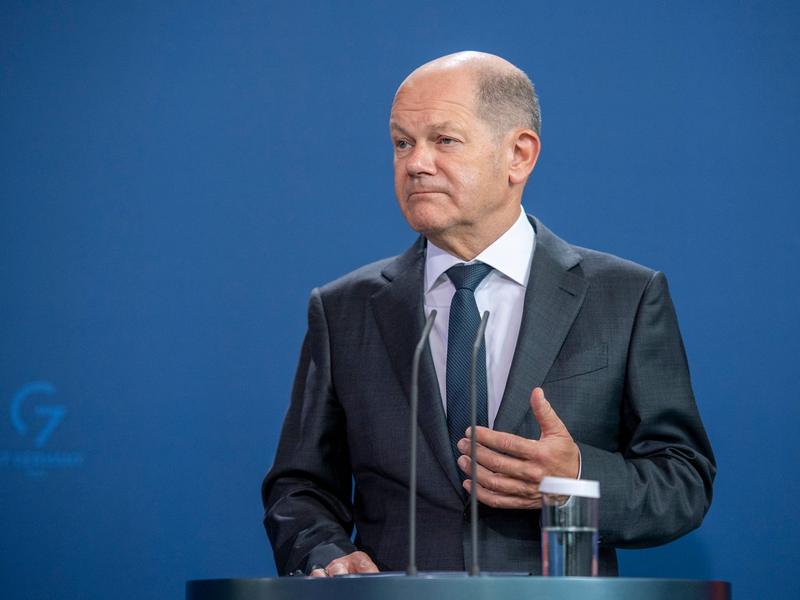 Kanzler Olaf Scholz will einen Renteneintritt ab 67. - Foto: Christophe Gateau/dpa