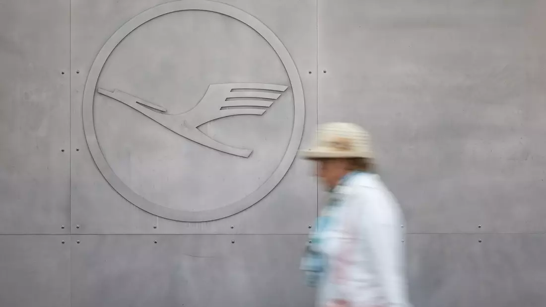 Der Lufthansa-Konzern will in seinen Verwaltungen 4000 Jobs streichen. - Bild: Hannes P. Albert/dpa