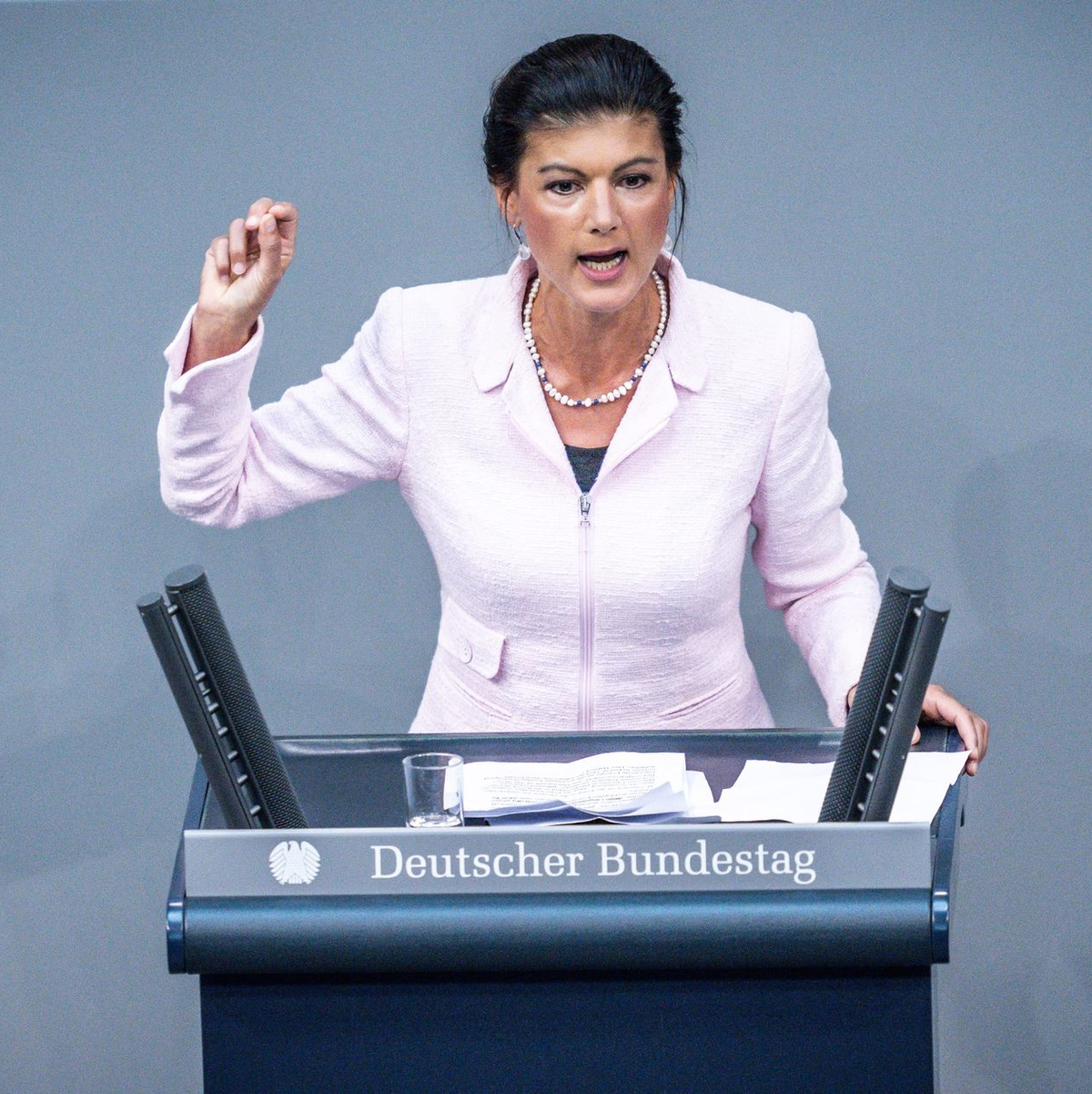 Sahra Wagenknecht schließt eine BSW-Kanzlerkandidatur nicht aus. (Archivbild) - Foto: Michael Kappeler/dpa