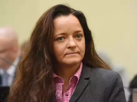 Beate Zschäpe räumt eine Mitschuld an NSU-Mordserie deutlicher als je zuvor ein (Archibild). - Foto: Tobias Hase/dpa