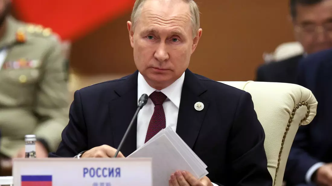 Kremlchef Wladimir Putin wird in Peking Chinas Staats- und Parteichef Xi Jinping treffen. - Bild: Sergei Bobylev/Pool Sputnik Kremlin/AP/dpa