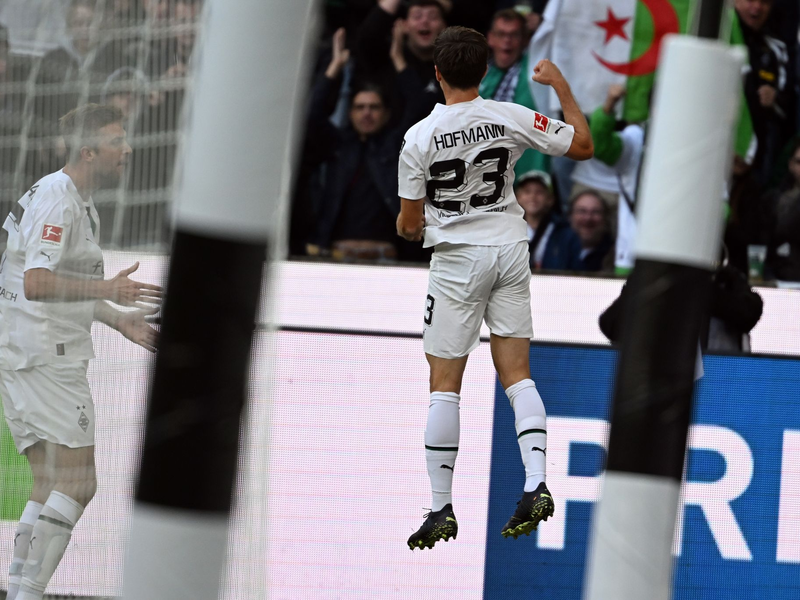 Das Spiel Gladbach gegen Leipzig war hart umkämpft. - Foto: Federico Gambarini/dpa