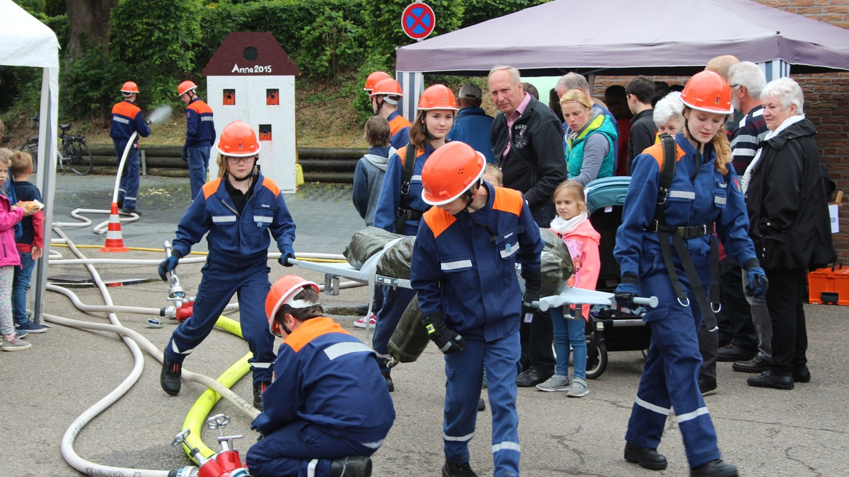 POL-VDMZ: Kontrollen auf der Autobahn - viele Verstöße - Foto: presseportal.de