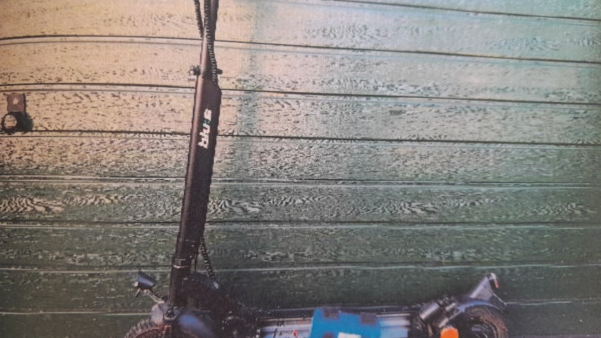 POL-HI: Polizei sucht Eigentümer von Elektrofahrrädern und E-Scootern - Foto: presseportal.de