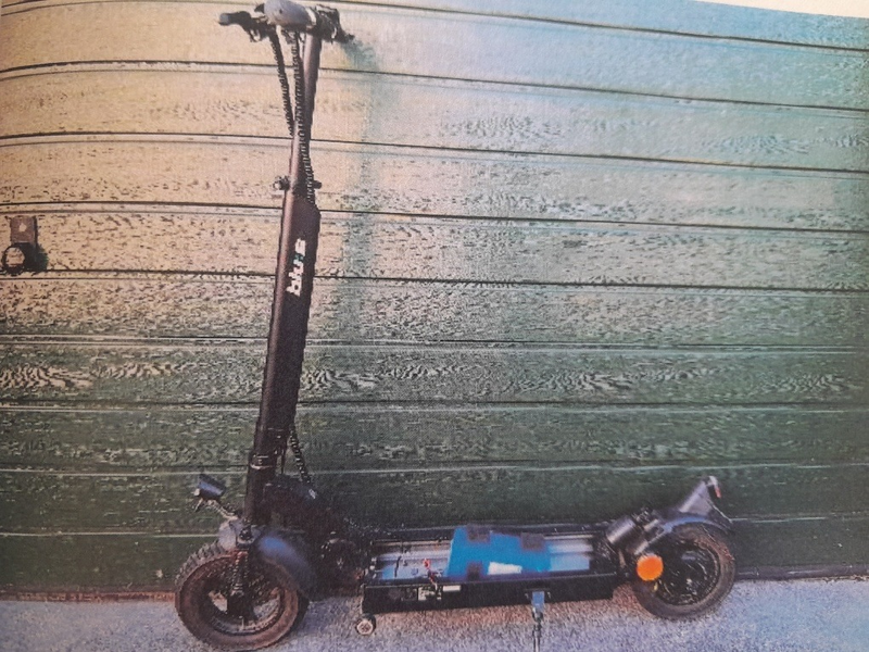 POL-HI: Polizei sucht Eigentümer von Elektrofahrrädern und E-Scootern - Foto: presseportal.de
