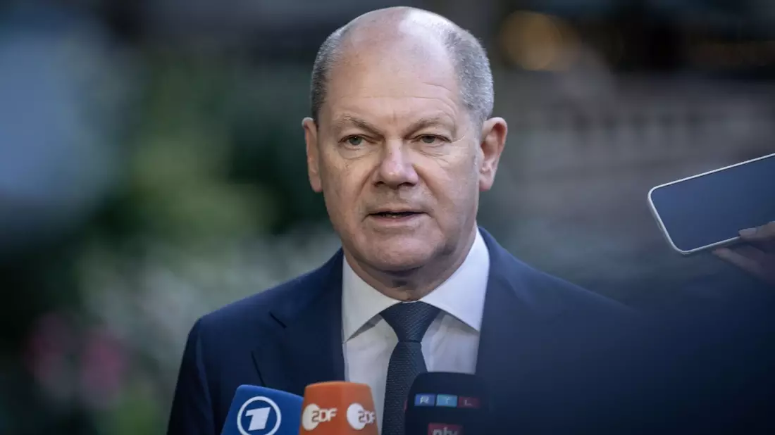 Die jüngste Landtagswahl verfolgte Scholz aus New York. (Archivbild) - Bild: Michael Kappeler/dpa