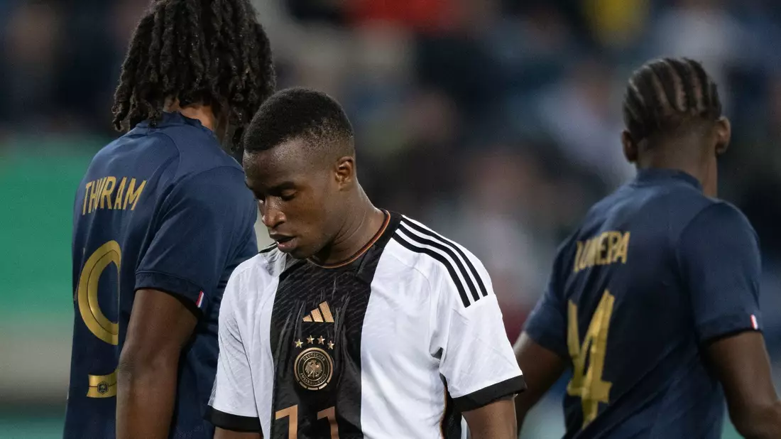 Youssoufa Moukoko ist wieder bei der U21 dabei. - Bild: Hendrik Schmidt/dpa