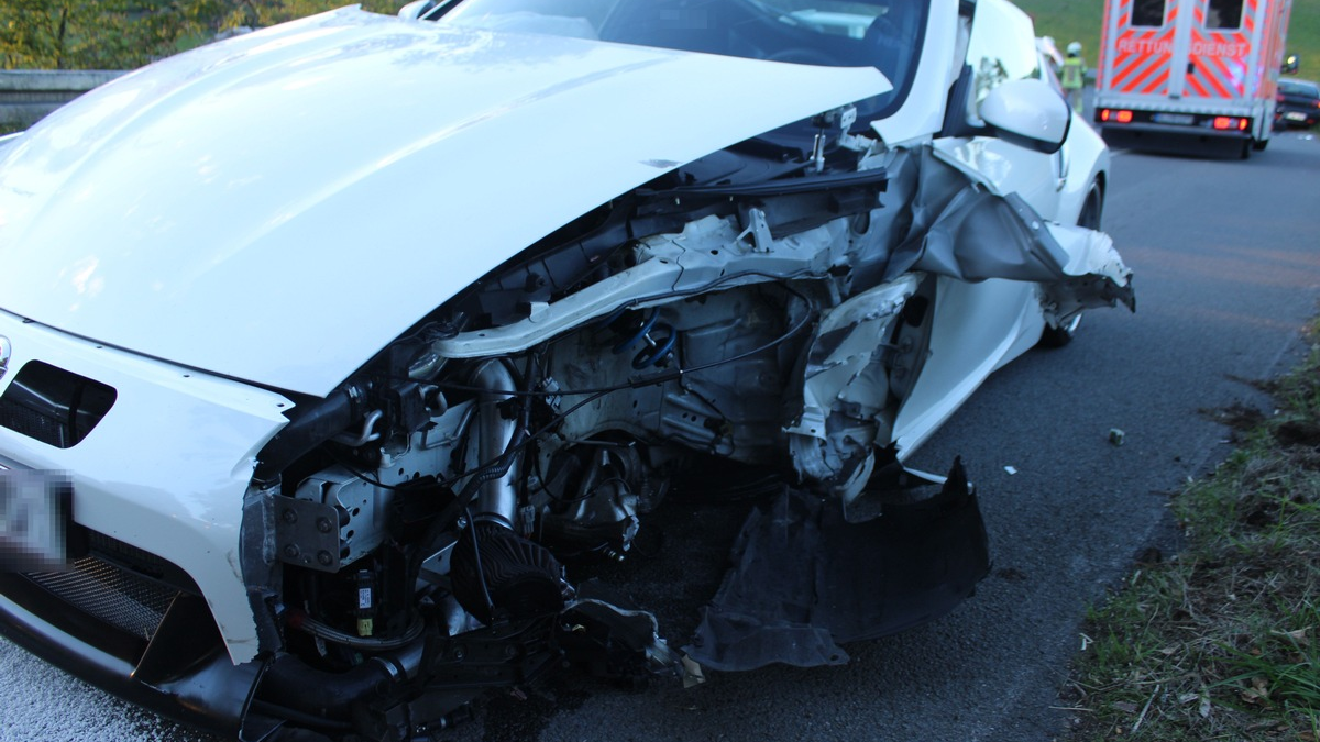 POL-HA: 20-Jähriger überschlägt sich in Dahl mit seinem Auto - Foto: presseportal.de