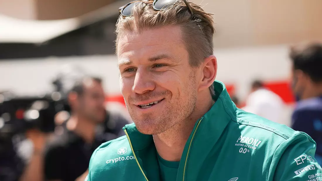 Nico Hülkenberg zeigte im Training in Barcelona eine starke Leistung. - Bild: Hasan Bratic/dpa