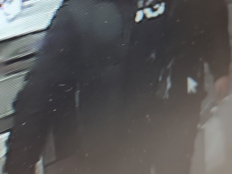 POL-F: 240920 - 0926 Frankfurt - Sindlingen: Öffentlichkeitsfahndung nach versuchter räuberischer Erpressung auf Kiosk - Foto: presseportal.de