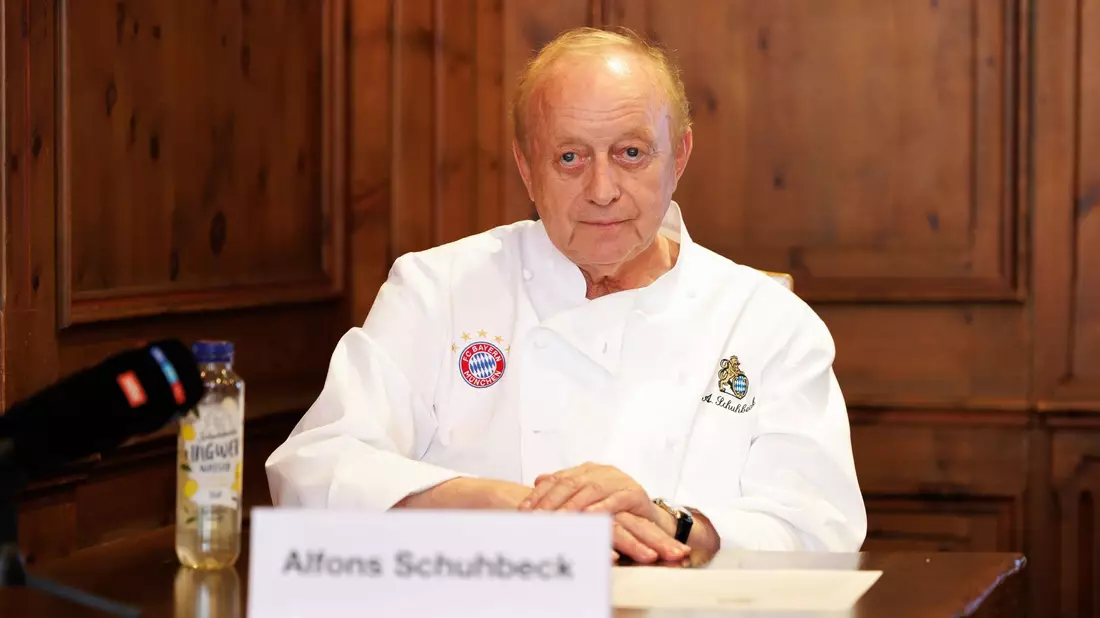 Der Starlkoch Alfons Schuhbeck hat seine Haftstrafe angetreten. - Bild: Matthias Balk/dpa