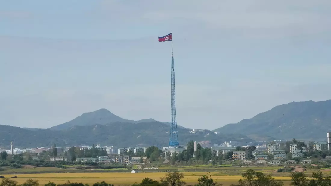 Nach Angaben des südkoreanischen Militärs hat Nordkorea mehrere Marschflugkörper abgefeuert. - Bild: Ahn Young-Joon/AP/dpa