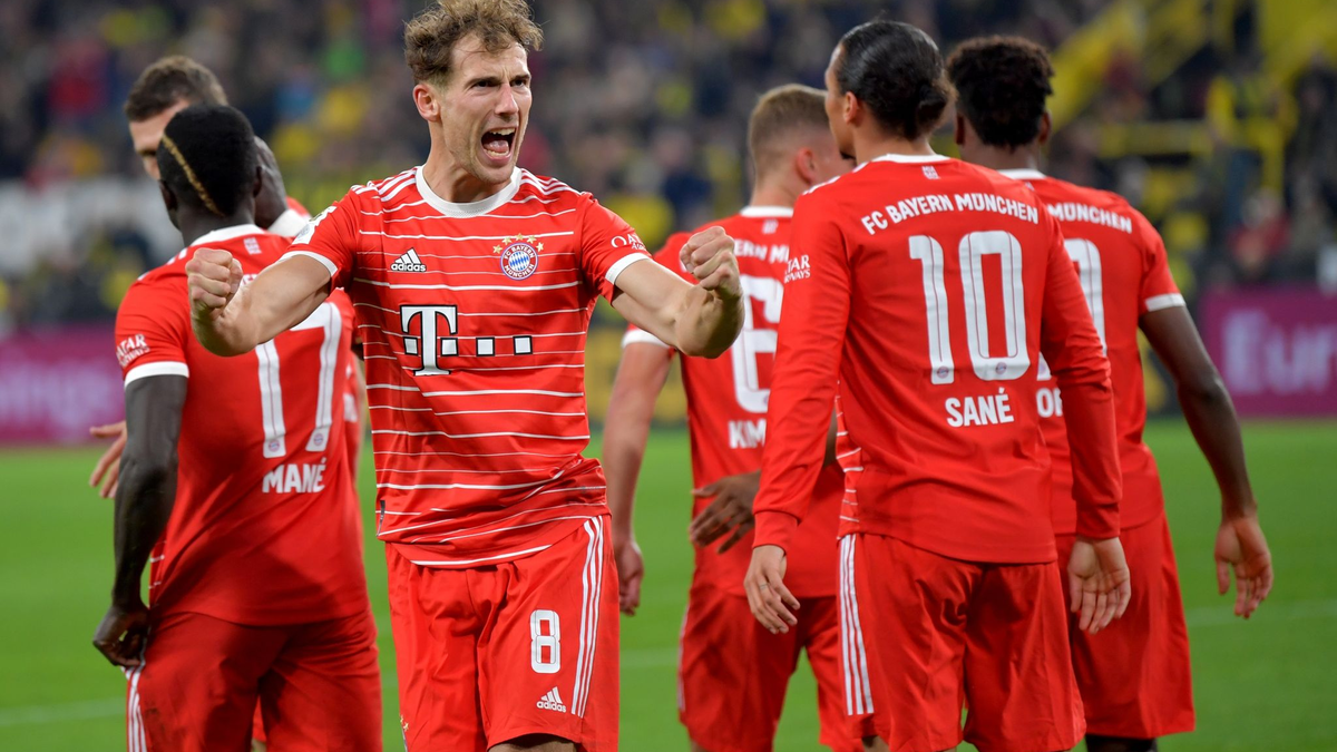 Leon Goretzka (links) gehört laut Medien nicht zum Kader für den Pokal-Auftritt in Ulm. - Foto: David Inderlied/dpa