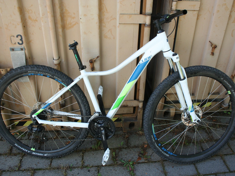 Adidas-Aktionärsversammlung: Geschäftsjahr mit Verlusten, Kritik und Forderungen an das Unternehmen - Foto: presseportal.de