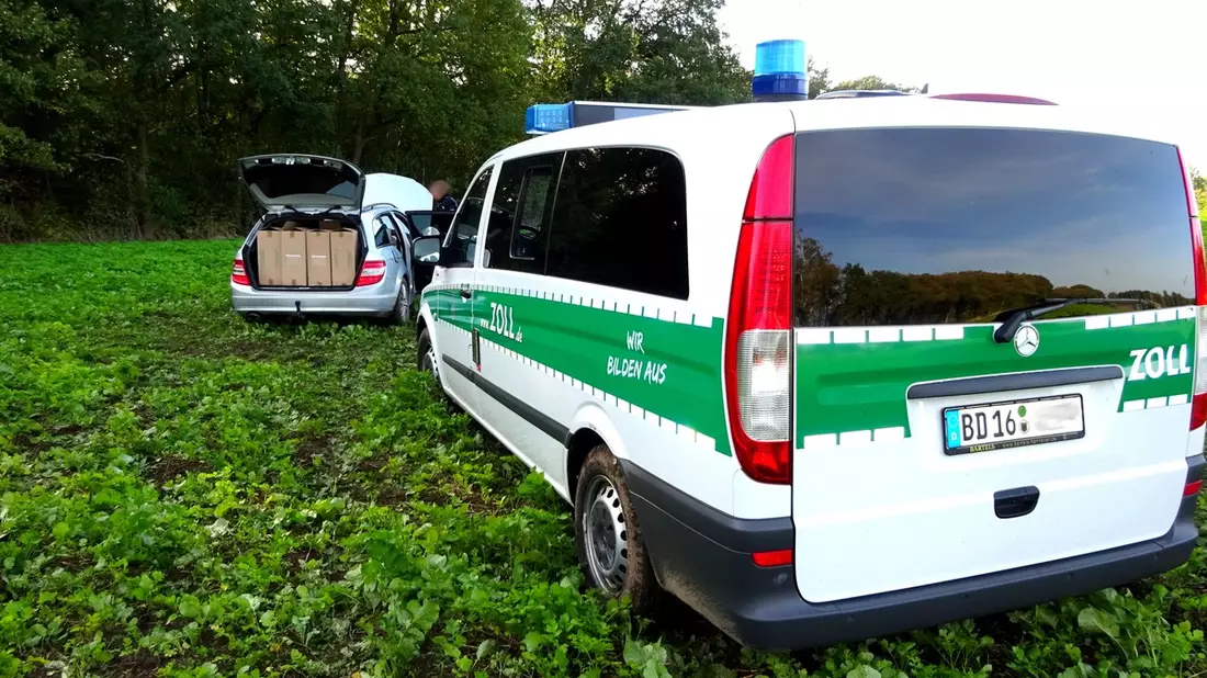 POL-H: Laatzen: Oldtimer-Geländewagen entwendet - Wer kann Hinweise geben? - Bild: presseportal.de