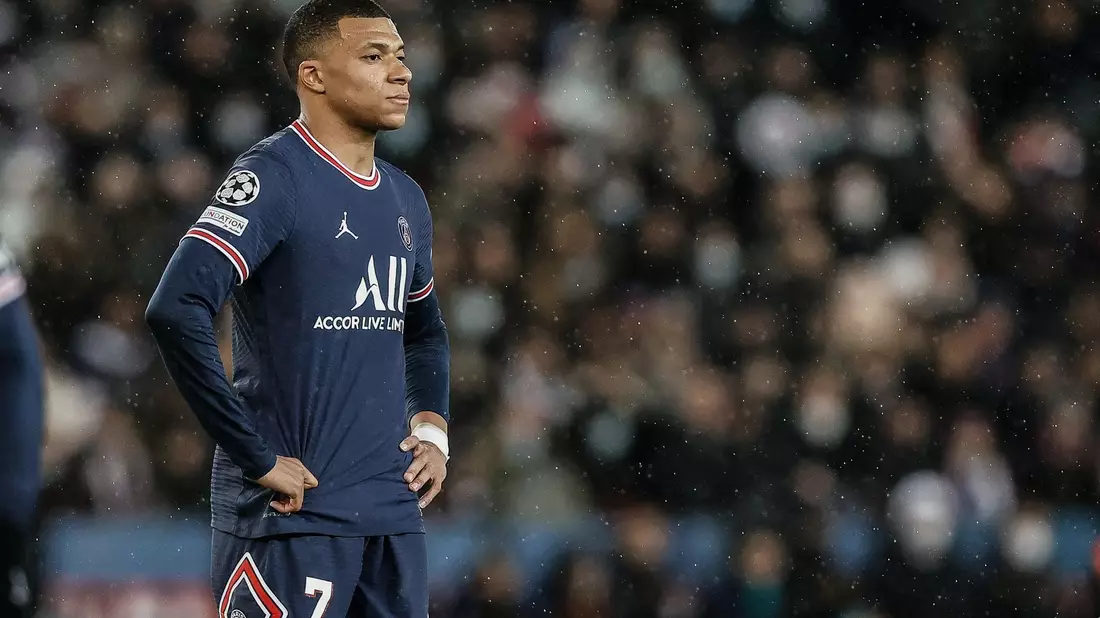 Kylian Mbappe soll seinem Club mitgeteilt haben, dass er die Option auf eine Vertragsverlängerung nicht zieht. - Bild: Bruno Fahy/BELGA/dpa