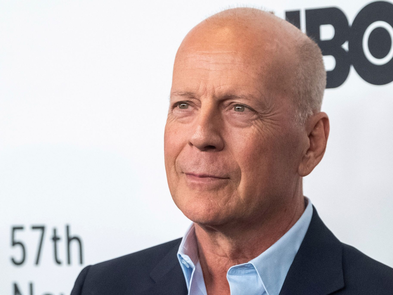 Wegen einer Demenz-Erkrankung ist Bruce Willis kaum noch in der Öffentlichkeit zu sehen. (Archivbild)  - Foto: Charles Sykes/Invision via AP/dpa