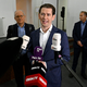Sebastian Kurz erscheint zum Prozess vor dem Landgericht Wien. Österreichs Ex-Kanzler wurde zu acht Monaten auf Bewährung verurteilt. - Foto: Helmut Fohringer/APA/dpa