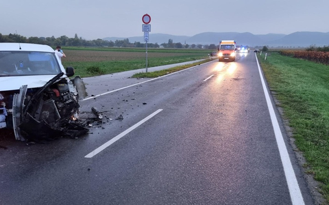 POL-PDLD: Altdorf - Vier Verletzte aufgrund Vorfahrtsmissachtung - Foto: presseportal.de