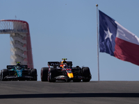 Der Moment, der das McLaren-Duo noch länger beschäftigen wird.  - Foto: Eric Gay/AP/dpa