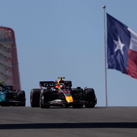 Der Moment, der das McLaren-Duo noch länger beschäftigen wird.  - Foto: Eric Gay/AP/dpa
