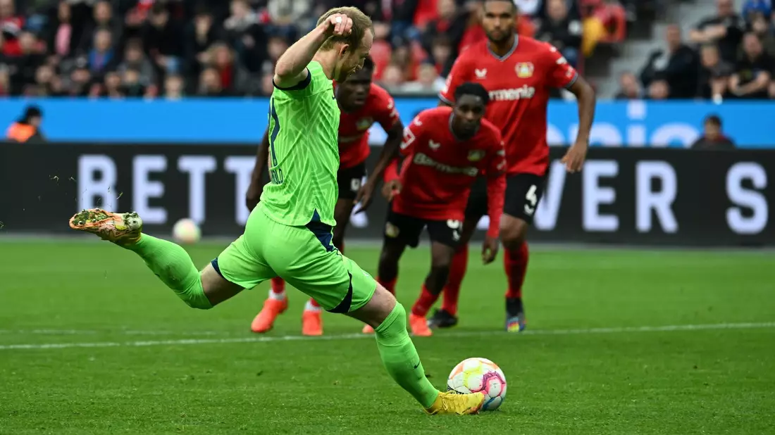Leverkusen bleibt dank des Sieges gegen Wolfsburg zehn Punkte vor den Bayern. - Bild: Federico Gambarini/dpa