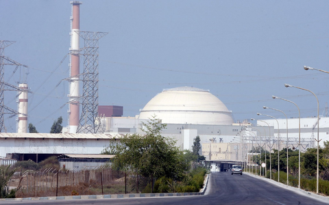 Trump soll Israel die Unterstützung für einen Angriff auf die iranischen Atomanlagen verweigert haben. - Foto: ABEDIN TAHERKENAREH/epa/dpa Trump soll Israel die Unterstützung für einen Angriff auf die iranischen Atomanlagen verweigert haben. - Foto: ABEDIN TAHERKENAREH/epa/dpa