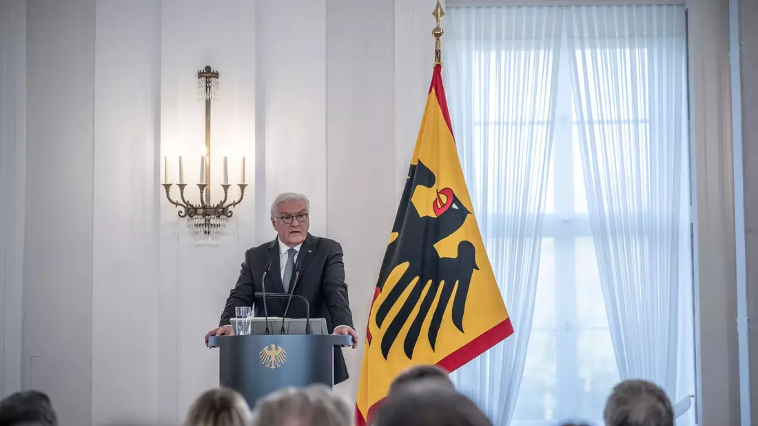 Das geeinte Europa ist für Frank-Walter Steinmeier ohne Demokratie undenkbar (Archivbild). - Bild: Michael Kappeler/dpa
