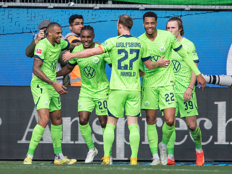 Der VfL Wolfsburg gewann daheim gegen RR Leipzig. - Foto: Swen Pförtner/dpa