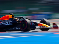 Max Verstappen konnte die Konkurrenz in allen Trainingseinheiten in Mexiko hinter sich lassen. - Foto: Fernando Llano/AP/dpa