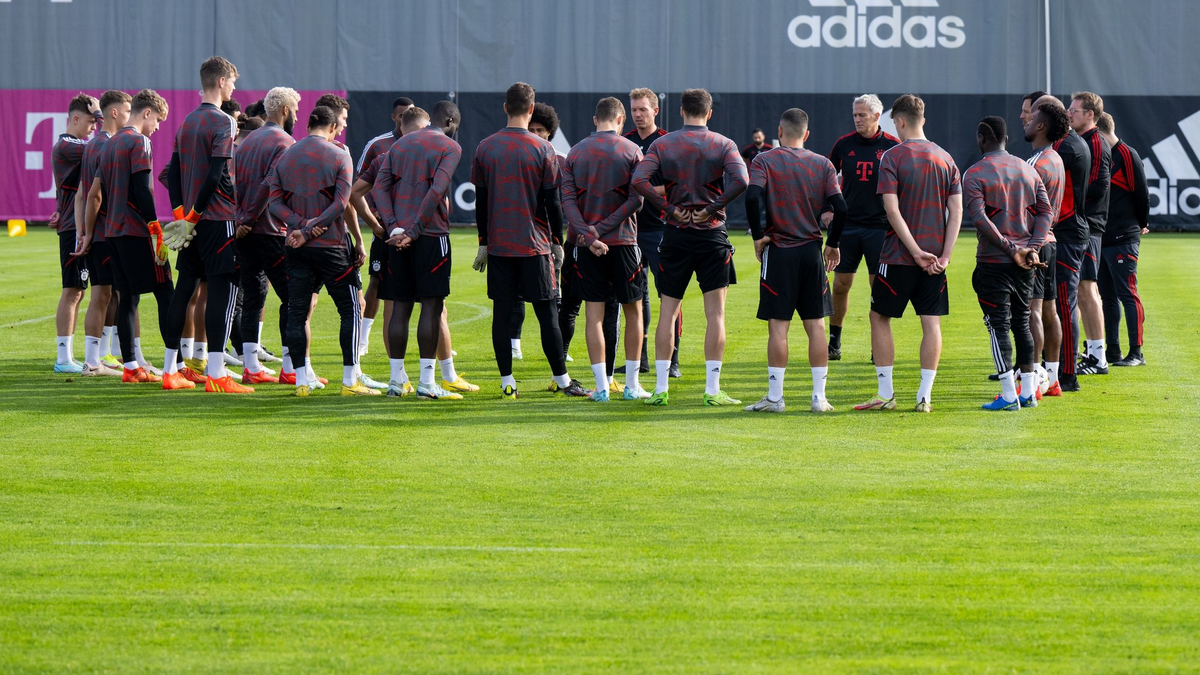 Torwart Manuel Neuer beim Abschlusstraining des FC Bayern auf dem Trainingsgelände an der Säbener Straße. - Foto: Sven Hoppe/dpa