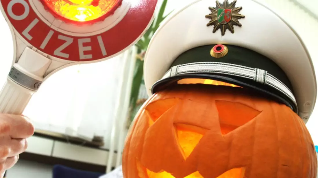 POL-BO: Halloween 2025: An die Spielregeln halten, sonst gibt's Saures von der Polizei (sprich: Anzeigen) - Bild: presseportal.de