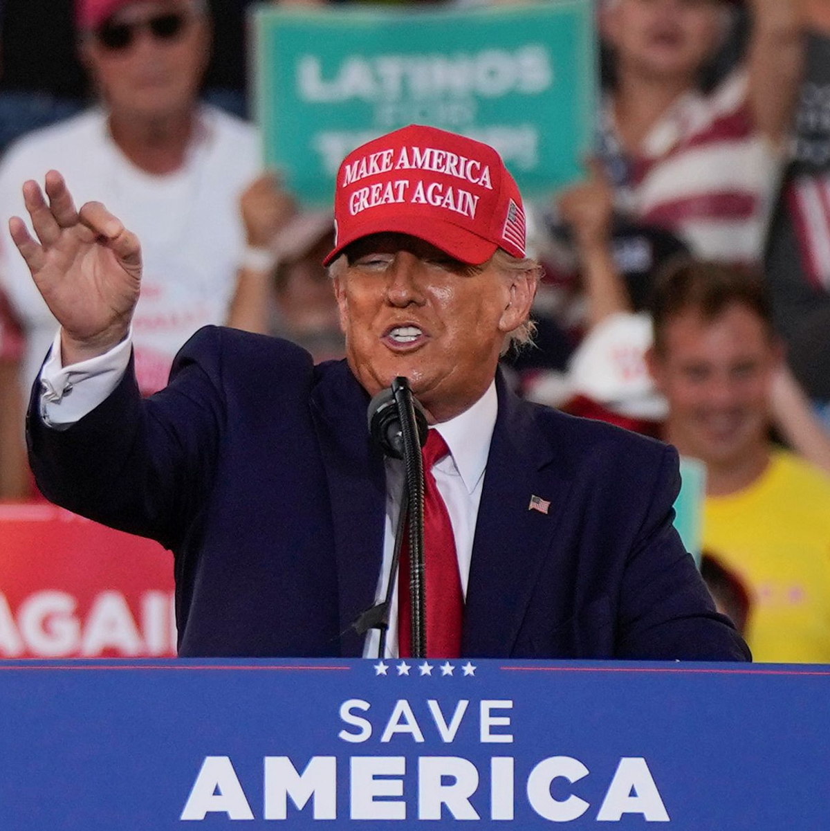 Donald Trump geht juristisch gegen die Entscheidung eines Berufungsgerichts vor, wonach er für seine Handlungen im Amt keine Immunität genießt. - Foto: Rebecca Blackwell/AP/dpa