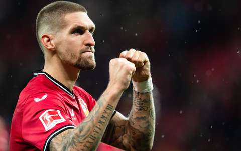 Robert Andrich (r) rettete Leverkusen das Remis gegen Stuttgart. - Foto: Marius Becker/dpa