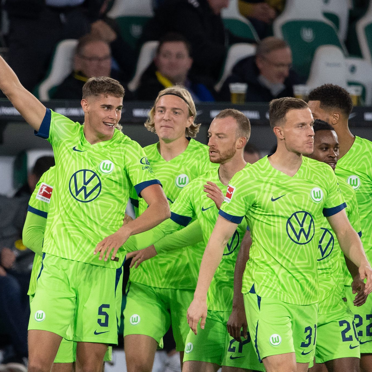 Für Borussia Dortmund lief es auch in Wolfsburg nicht rund. - Foto: Swen Pförtner/dpa