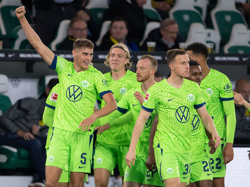 Für Borussia Dortmund lief es auch in Wolfsburg nicht rund. - Foto: Swen Pförtner/dpa