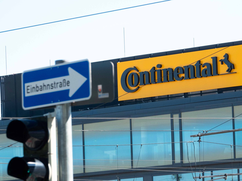 Der Zulieferer Continental will sich von seiner Automotive-Sparte trennen und streicht vorher noch einmal 3.000 Stellen. (Archivbild) - Foto: Melissa Erichsen/dpa